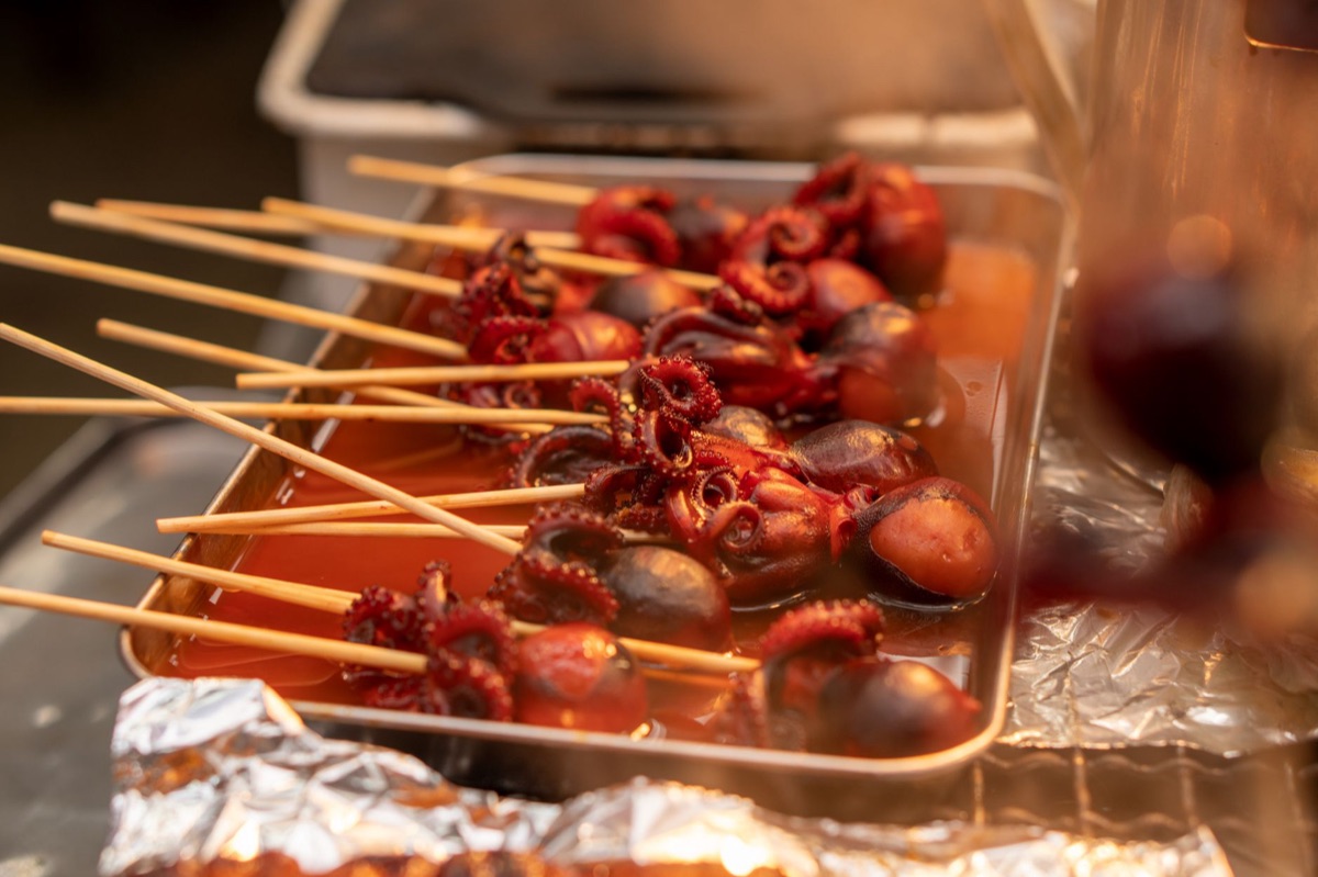 Osaaka kushikatsu vendor