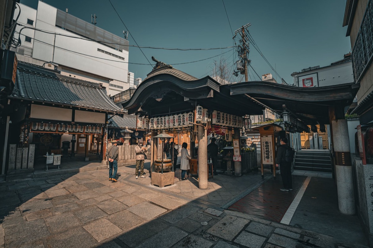 jardim de templo tradicional em osaka