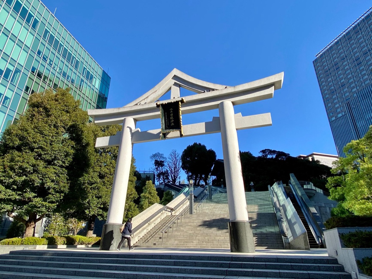 puerta de templo en Osaka