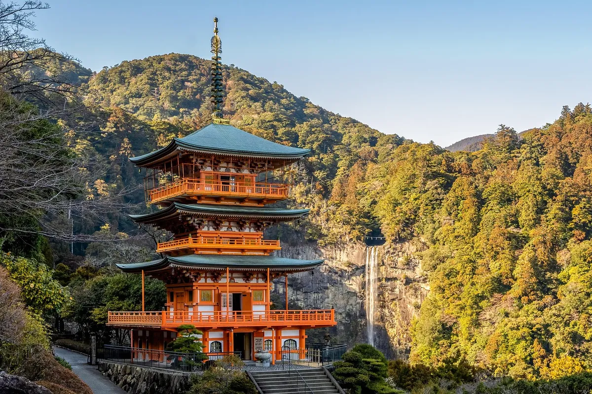 pagoda, waterfall, three-storied pagoda, nature, sanju-no-to, kumano kodo pilgrimage trail, kumano kodo, japan, nachi-no-otaki, nachi, wakayama, nachi-no-taki,